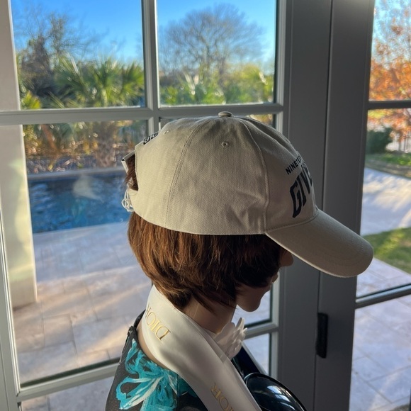 GIVENCHY  Logo Cotton Baseball Cap Grey Beige - Picture 3 of 14